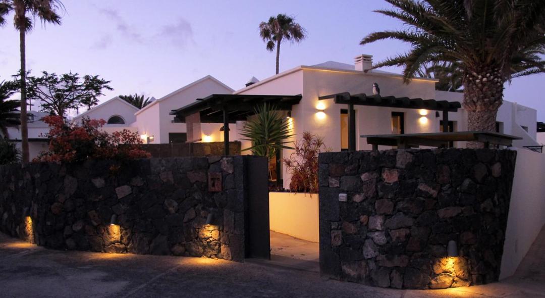 Bungalow Goa Pool View, Playa Roca Residence Sea Front Access - Free Ac - Wifi Коста Тегисе Екстериор снимка