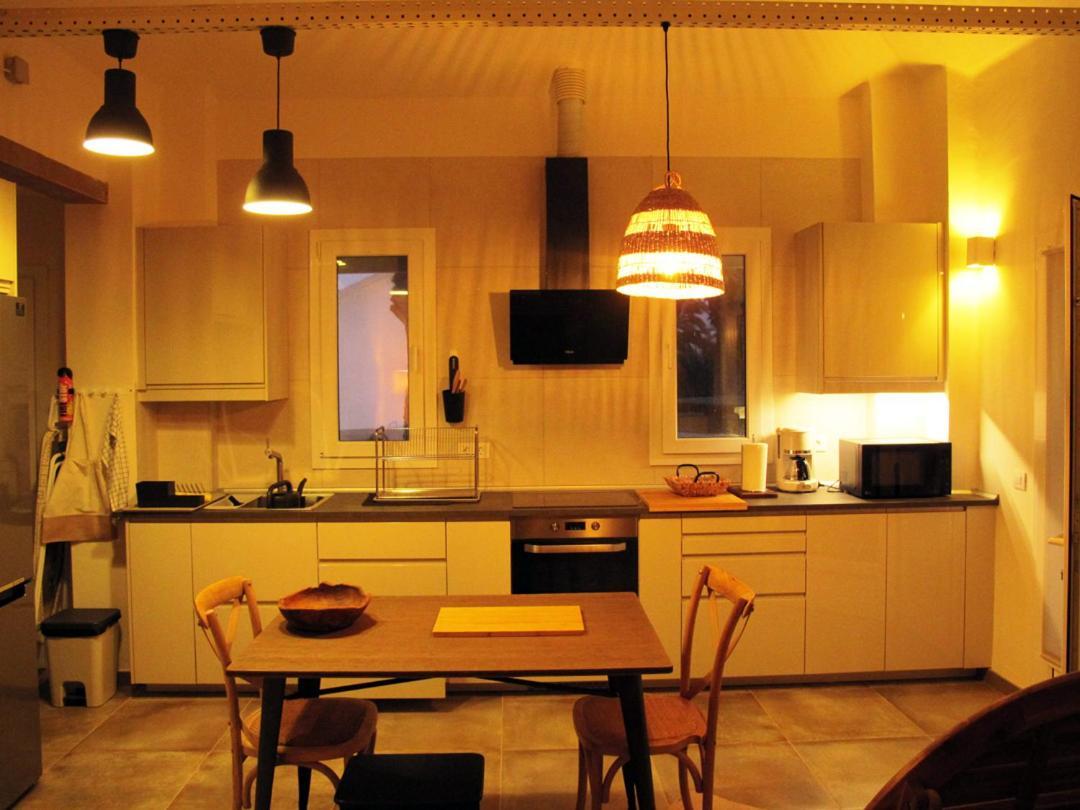 Bungalow Goa Pool View, Playa Roca Residence Sea Front Access - Free Ac - Wifi Коста Тегисе Екстериор снимка
